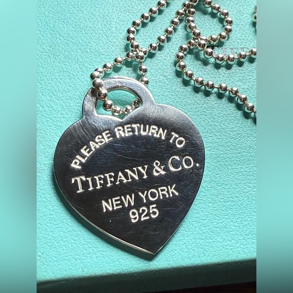 Tiffany Beaded Necklace With Heart Tag - Picture 1 of 4
